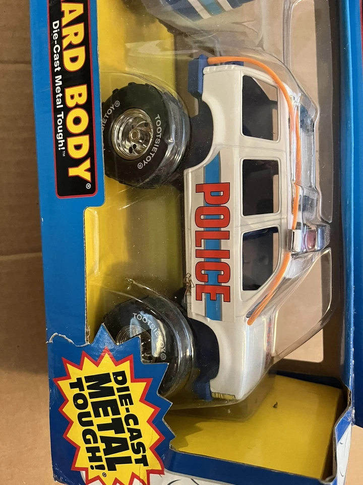 SUV Tootsietoy Police 1995 de colección con caballo y remolque paquete sellado Strombecker Foto 2 de 4