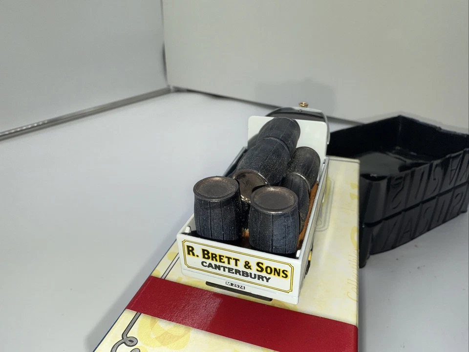 Matchbox Collectibles YAS12-M 1922 Foden Steam Wagon - Brett & Sons  - Image 3 of 4