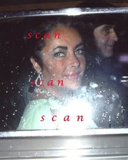 ELIZABETH TAYLOR  ***  RARE  1970s  Paparazzi Color Photo  ***