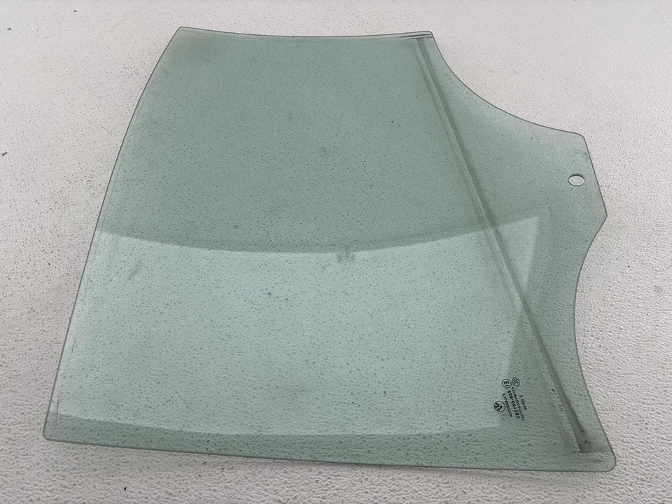 07-11 Bmw 325I 328I 355I E90 Puerta trasera derecha pasajero ventana vidrio OEM Foto 4 de 4