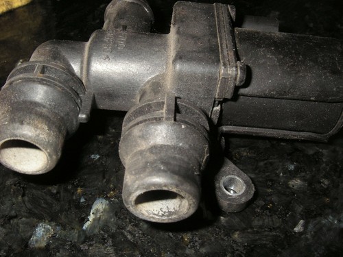 VW Golf 6 5 V AUDI SEAT SKODA Zusatzwasserpumpe 1K0820036A Original