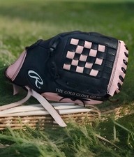 Rawlings PL950BP Players Series Baseball Glove Pink Black 9.5" RHT Girls