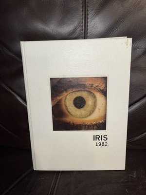 Vintage Pennsylvania College of Optometry/Salus University yearbook 1982 Philly
