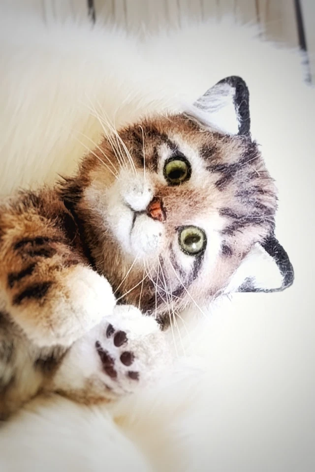 realistic plush  cat handmade-OOAK - Collectible Art Doll - Poseable toy cat - Image 2 of 4