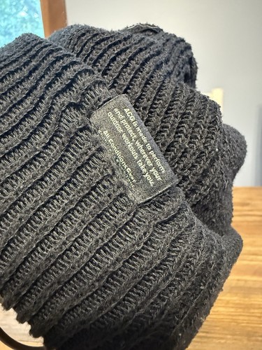 Nike UNISEX ACG Beanie Nero TAGLIA UNICA Raro - Foto 8 di 13