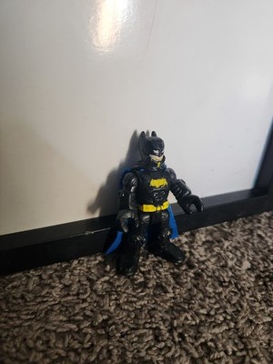 Imaginext DC Super Friends Batman Action Figure With Blue Cape Tm & Dc Comics