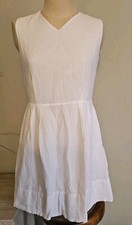 Gap SIZE 8 White Cotton Waffle Sleeveless Fit N Flare Dress