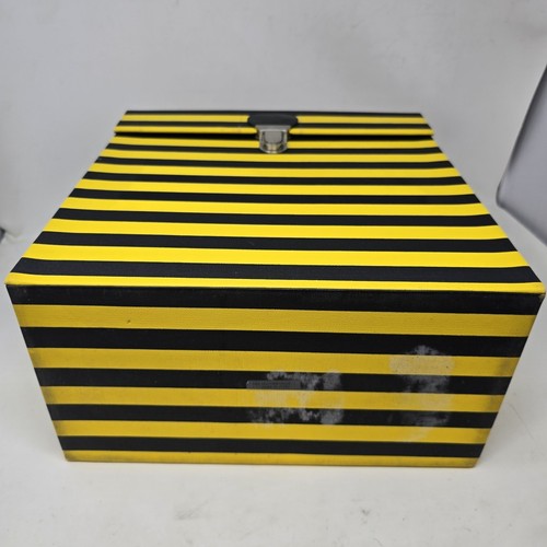 Third Man Records Carry Case 12” Vinyl Yellow & Black Stripes Vault Rare Vintage - Picture 11 of 11
