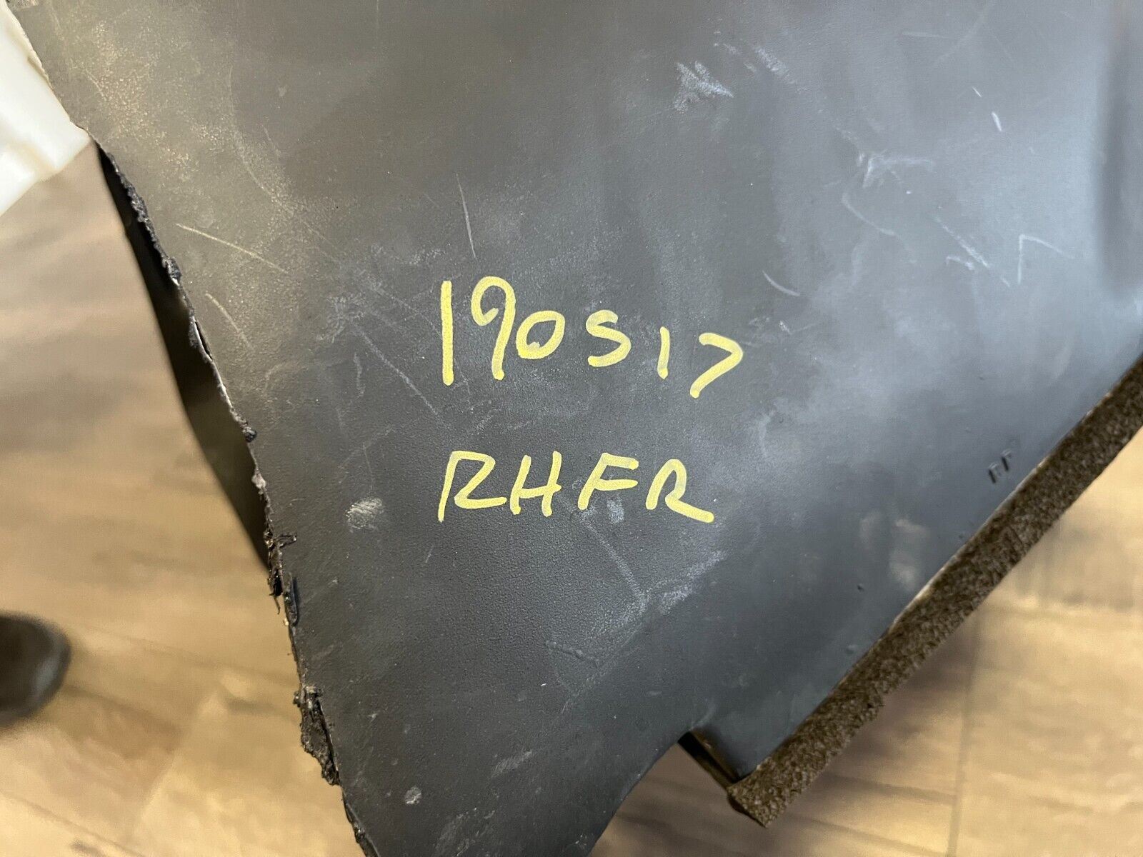 FERRARI 458 ITALIA FRONT RIGHT RH UPPER RADIATOR DUCT LOWER SECTION OEM 82910800
