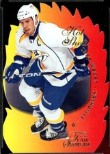 2012-13 Fleer Retro Flair Showcase Hot Shots Shea Weber