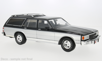 MCG Chevrolet Caprice Estate Wagon Silver/ Grey 1:18 New Item