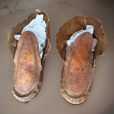 Antique Leather Baby Shoes Doll Slippers Beading for Ties Ribbon 4.5  DL1