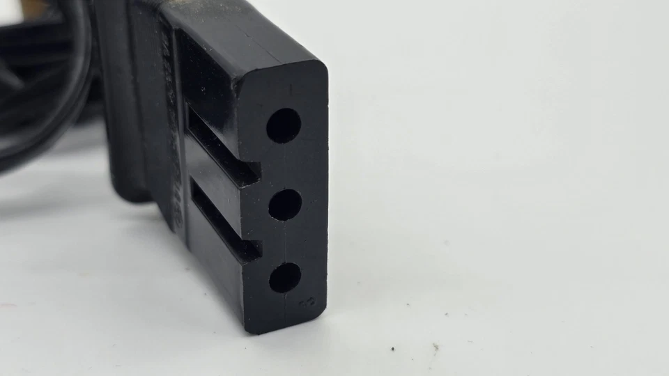 Ножная педаль швейной машинки модель M 120 В 1,0 А 3-штырьковая Singer Brother Kenmore - Изображение 3 из 3