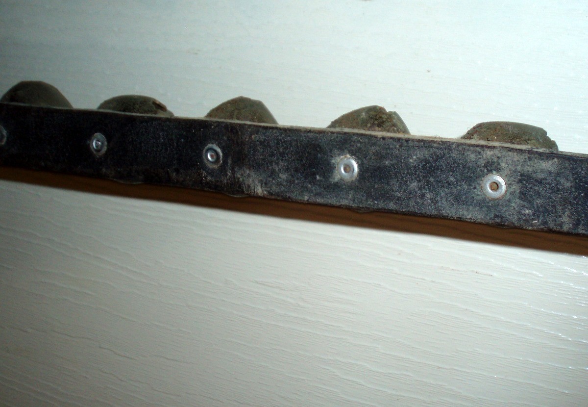 VINTAGE LEATHER BRASS HORSE SLEIGH BELLS CHRISTMAS JINGLE BELLS HOLIDAY DECOR