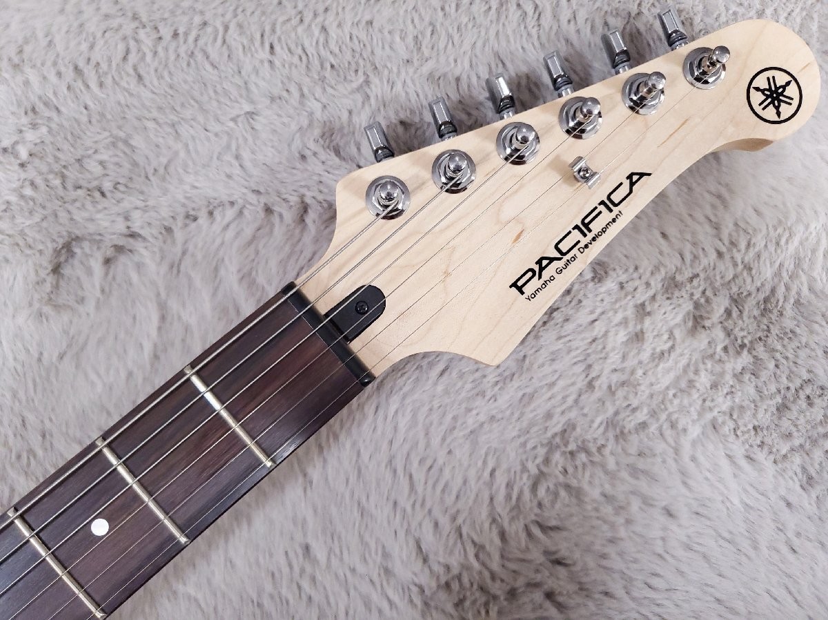 Electric Guitar Yamaha Pacifica PAC112V VW White Made in Indonesia