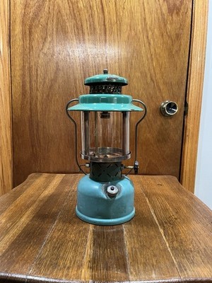Vintage Coleman Model 236 Major ( Sea Foam Model )