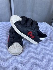 Adidas Hello Kitty Superstar CF C Tenis Juveniles Negro Rojo Lazo Talla 3 EE. UU. NUEVAS CON ETIQUETAS