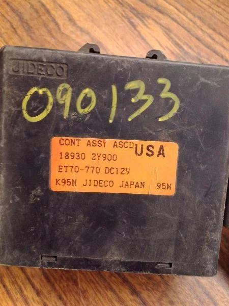 Chassi ECM Cruise Control Center Dash compatível com 00 INFINITI I30 164548 - Imagem 2 de 4