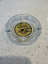 Cendrier en verre transparent années 70 The Sands Hotel Las Vegas Nevada 4"