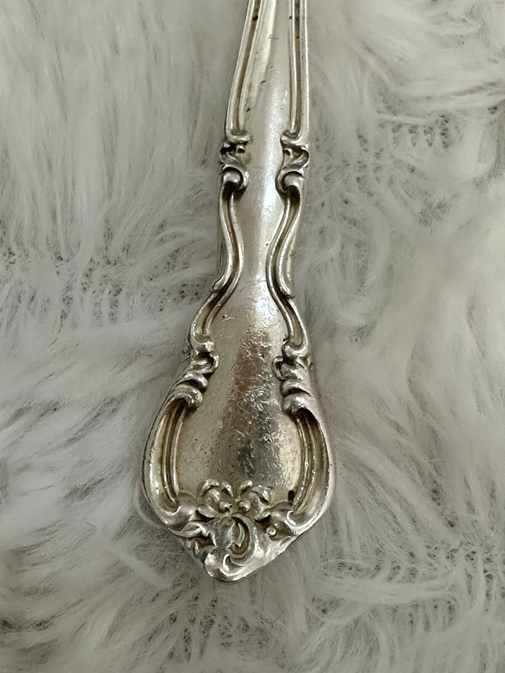 Cuchara bebé vintage de plata de ley Easterling Foto 3 de 4