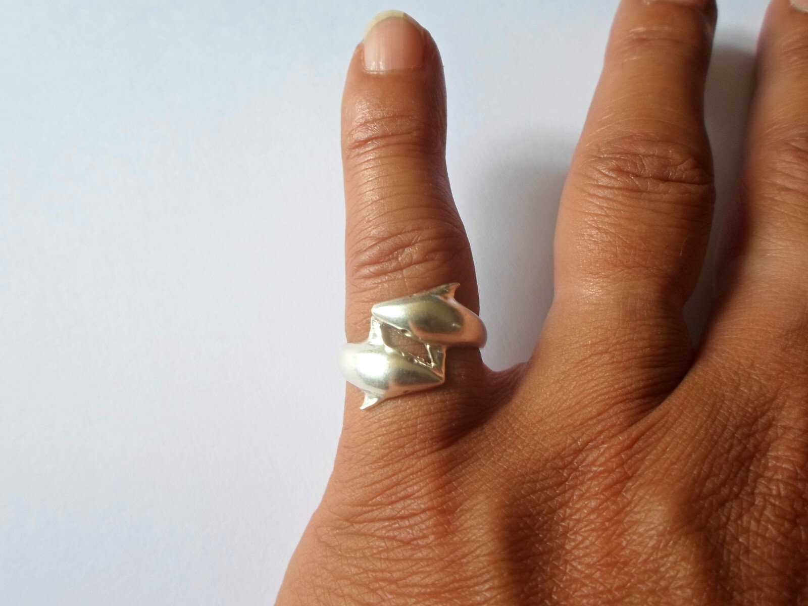 solid silver ring, dolphin duo, size 51 - image 1