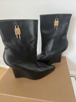 Auth Givenchy G Lock Shark Black Leather Pointed Toe Wedge Ankle Boots 39.5