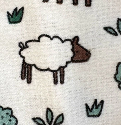 Acogedora franela de algodón Darling Farm Animal Foto 4 de 4