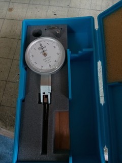 TECLOCK Dial Indicator # LTI 355 x .0001" in good condition missing accessories