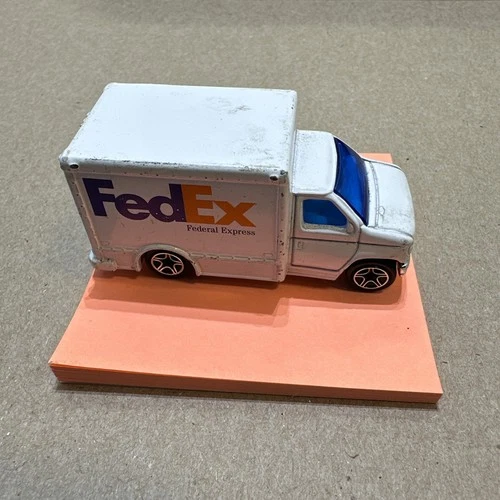 Vintage 1998 Matchbox FedEx Federal Express Delivery Truck Rare Original Old Car