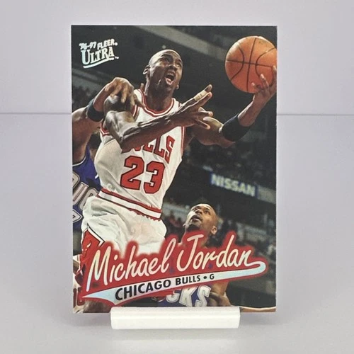 Fleer Ultra 1996-97 Michael Jordan #16 Chicago Bulls NBA Basketball Card