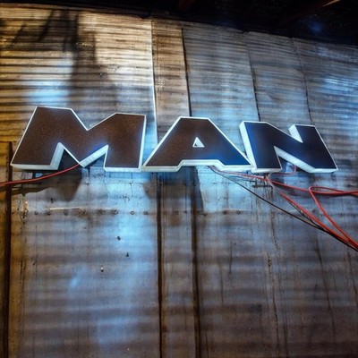 MAN Frontlogo Leuchtbuchstaben  Logo LED