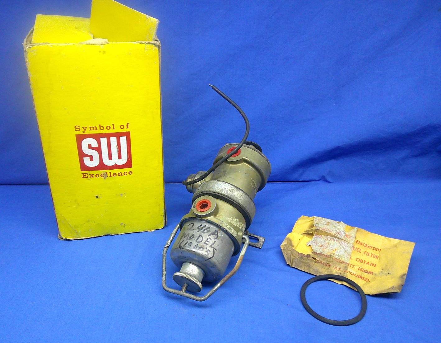 NOS Vintage 1960s Stewart Warner Electric Fuel Pump 240-A 12 Volt WOW