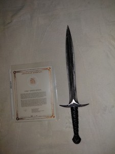 LORD OF THE RINGS UNITED CUTLERY UC1424MC FRODO "STING" SWORD MUSEUM COLLECTION