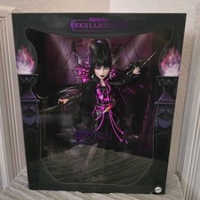Monster High Skullector 2025 SDCC Exclusive Winking Elvira Doll