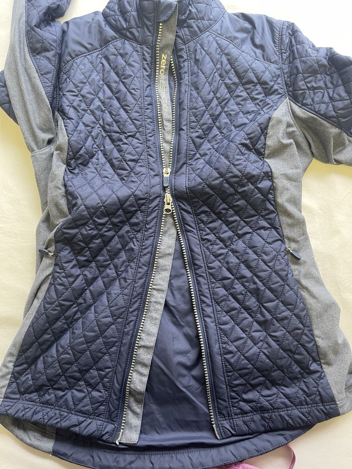 XS Zero Restriction Woman’s Lightweight Jacket- S… - image 3