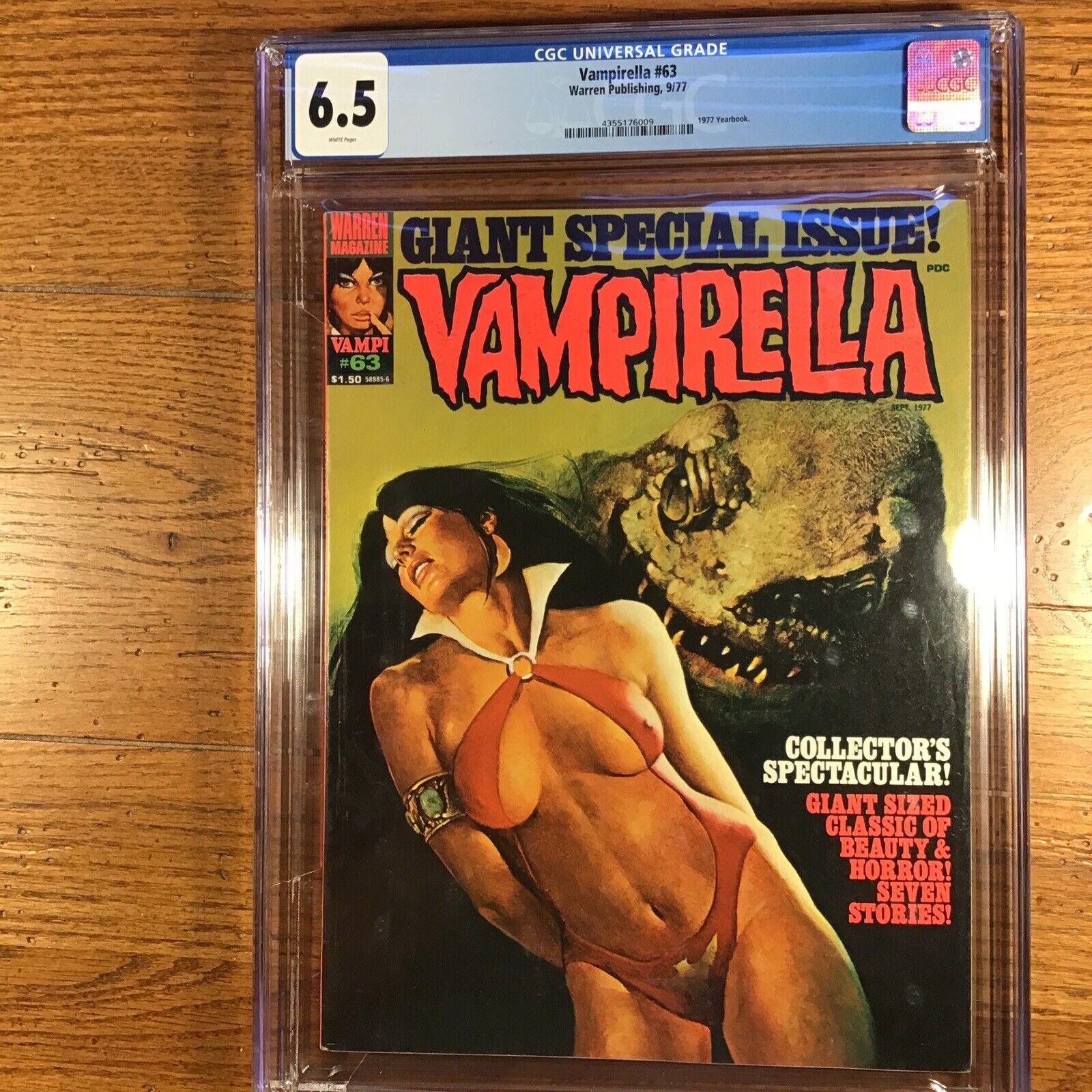 Vampirella #63 - CGC 6.5 bronze Age Beauty 1977 Yearbook