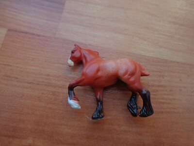 1/64 BREYER MINI WHINNIES SERIES 2 - SPLASH ROAN TROTTING DRAFT HORSE