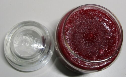 Yankee Candle Red Currants & Cedar Wood Medium 14,5 oz Neu Selten - Schwer zu finden! - Bild 2 von 3