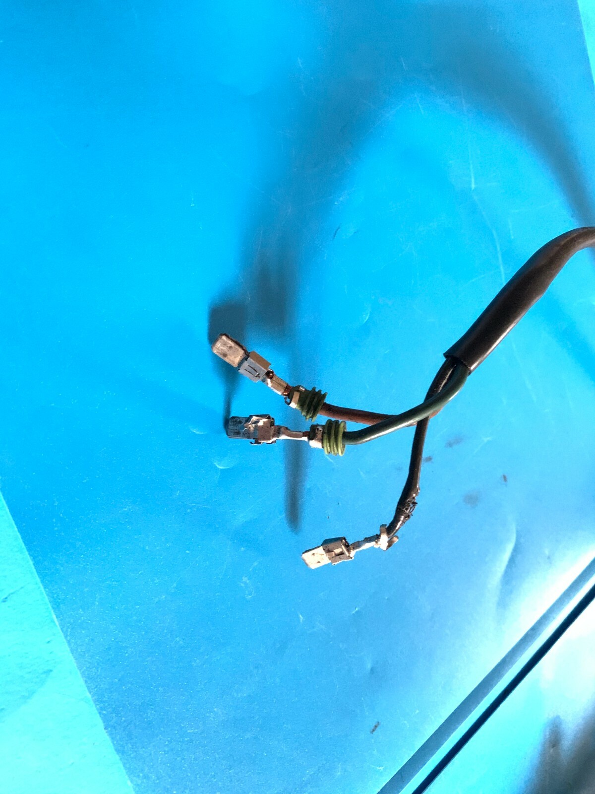 2001-2006 BMW 3 SERIES BOSCH COOLING FAN MOTOR MODULE OEM 6904768  