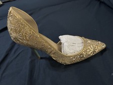 Betsy Johnson Embellished Pump shoes SB-CHIC Light Gold Heels Size 9.5