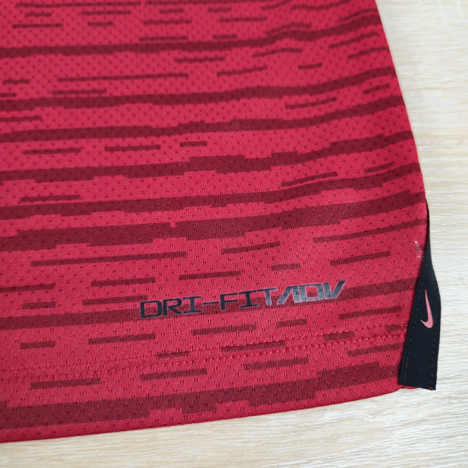 Men’s XL Nike Tiger Woods Dri-Fit ADV Blade Snap Red AOP Pattern Golf Polo Shirt thumbnail 4