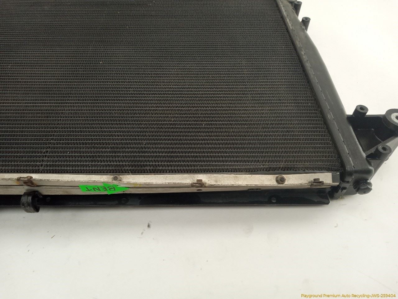 Maserati Quattroporte M139 Engine Cooling Radiator 4.2L V8 8 Cyl Fits 2005-2008
