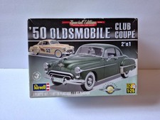 Revell 1/25 Sepcial Edition 1950 Oldsmobile C...