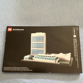 LEGO Architecture United Nations Headquarters 21018 597pcs Box & Booklet