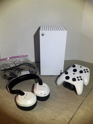 Xbox Series X White Digital Console 802GB + Controller + Cables + Headset