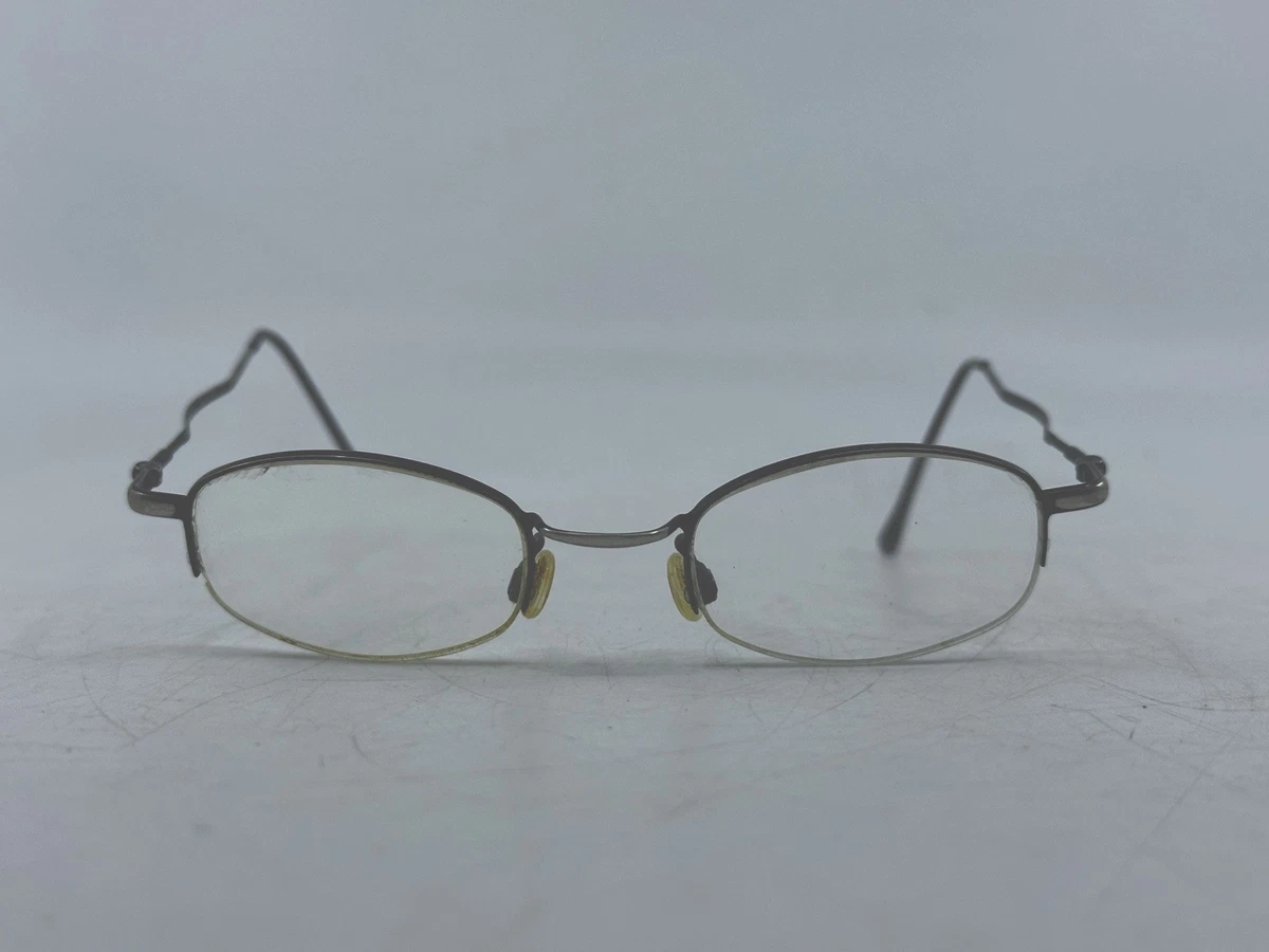 Neostyle Boston 30 S 900 Matte Black Silver Oval Eyeglasses Frame Italy Black Hipster TR90 Oval Eyeglasses - Ubell main image 3