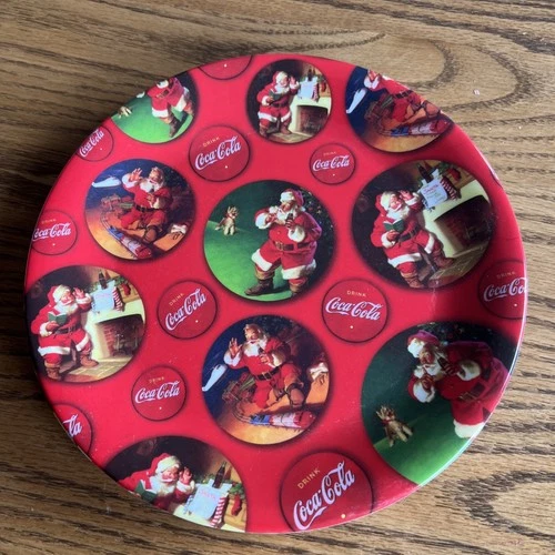 Vintage Coca Cola Round Christmas Santa Plates 9in Diameter Lot of 4 plates NEW