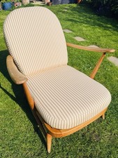Ercol Mid Century Armchair Model 203 Blonde in Good Condition