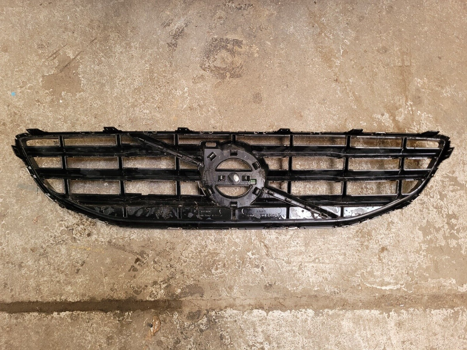 2014 Volvo V40 Front Bumper Grill Damaged 31283764 Ref3288 for 