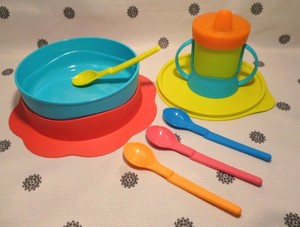 tupperware baby feeding set
